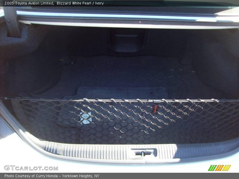Blizzard White Pearl / Ivory 2005 Toyota Avalon Limited