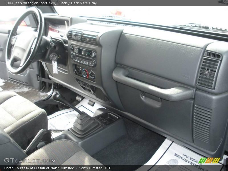 Black / Dark Slate Gray 2004 Jeep Wrangler Sport 4x4