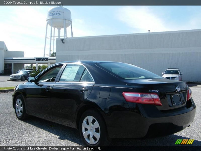 Black / Bisque 2009 Toyota Camry LE