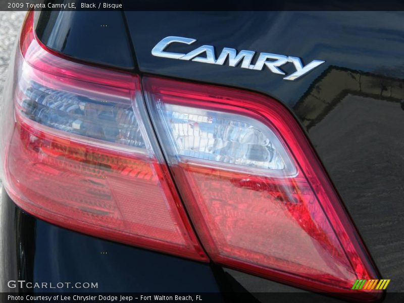 Black / Bisque 2009 Toyota Camry LE
