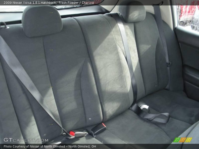 Fresh Powder / Charcoal 2009 Nissan Versa 1.8 S Hatchback