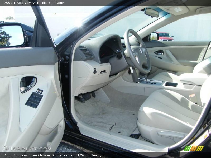 Black / Bisque 2009 Toyota Camry LE