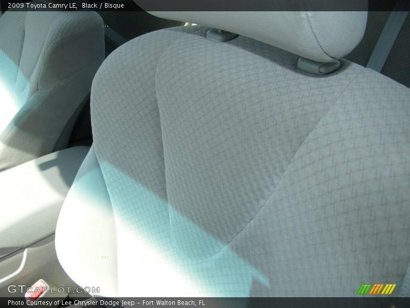 Black / Bisque 2009 Toyota Camry LE