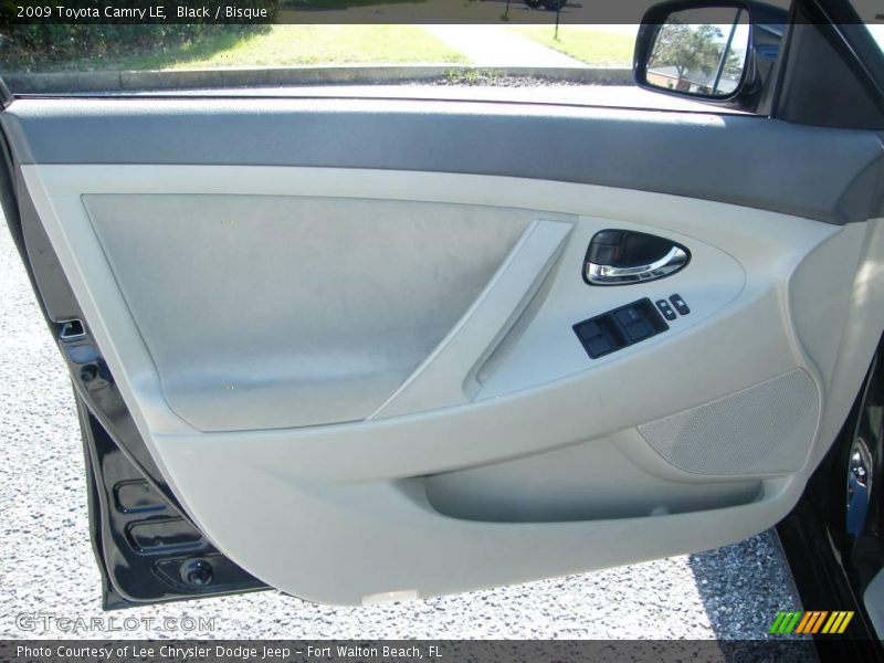 Black / Bisque 2009 Toyota Camry LE