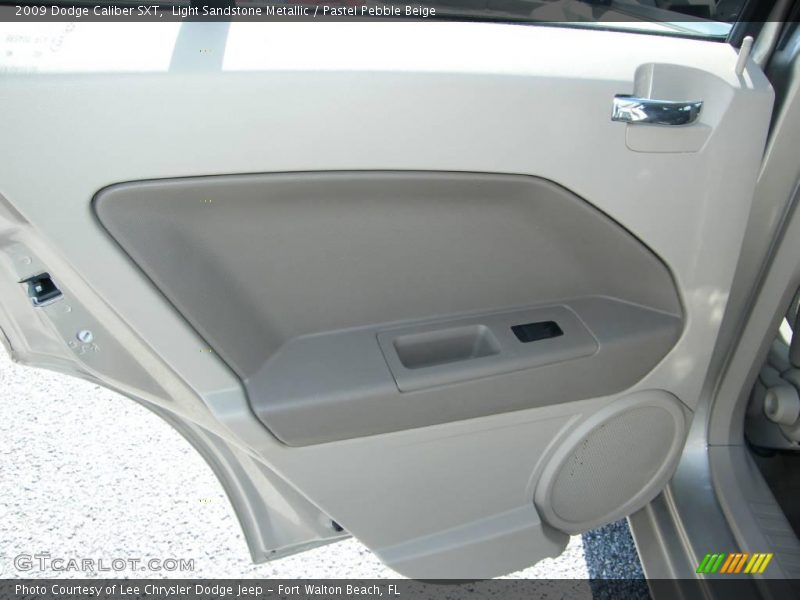 Light Sandstone Metallic / Pastel Pebble Beige 2009 Dodge Caliber SXT