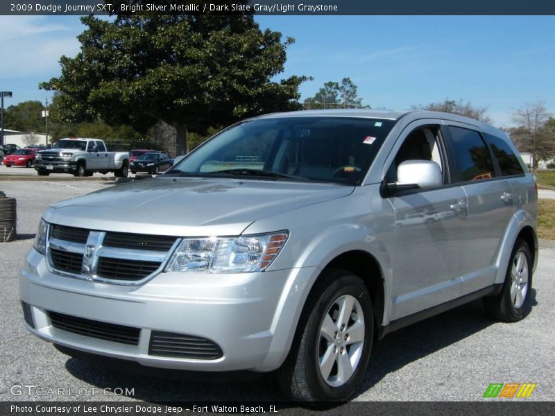 Bright Silver Metallic / Dark Slate Gray/Light Graystone 2009 Dodge Journey SXT