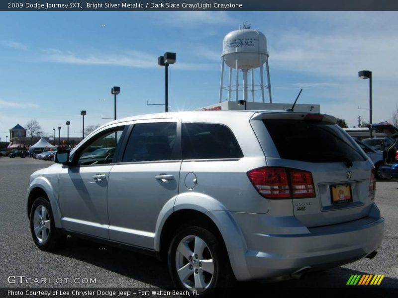 Bright Silver Metallic / Dark Slate Gray/Light Graystone 2009 Dodge Journey SXT