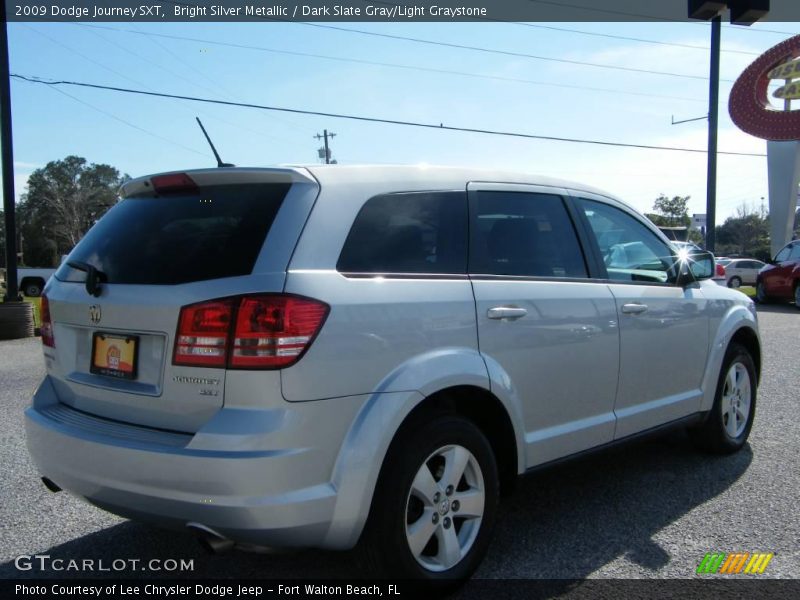 Bright Silver Metallic / Dark Slate Gray/Light Graystone 2009 Dodge Journey SXT