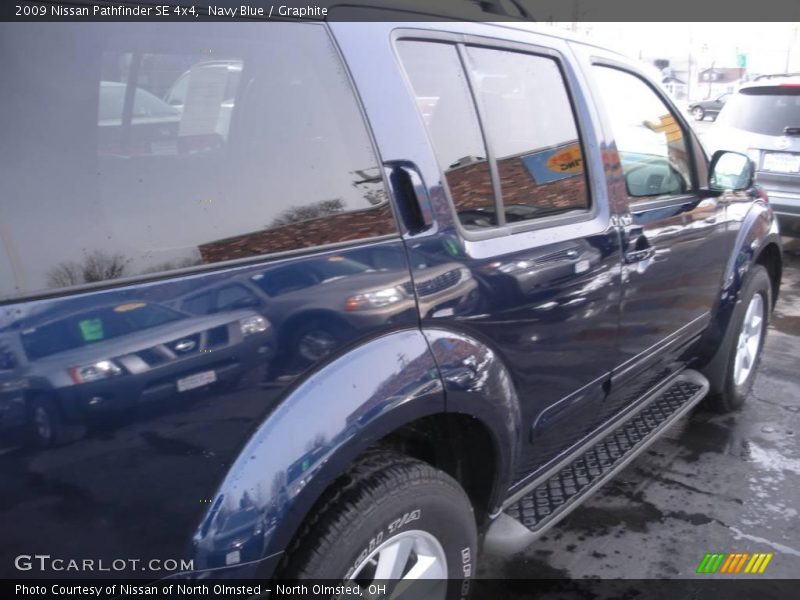 Navy Blue / Graphite 2009 Nissan Pathfinder SE 4x4