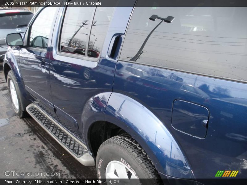 Navy Blue / Graphite 2009 Nissan Pathfinder SE 4x4