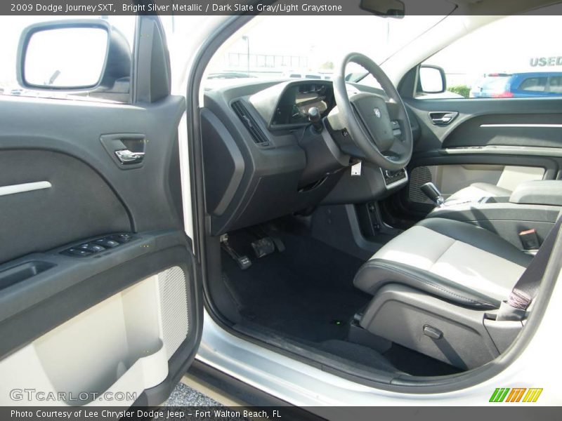 Bright Silver Metallic / Dark Slate Gray/Light Graystone 2009 Dodge Journey SXT