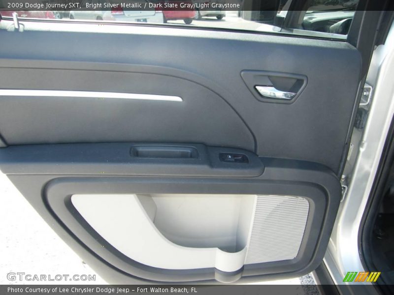 Bright Silver Metallic / Dark Slate Gray/Light Graystone 2009 Dodge Journey SXT