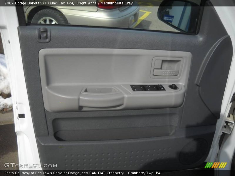 Bright White / Medium Slate Gray 2007 Dodge Dakota SXT Quad Cab 4x4