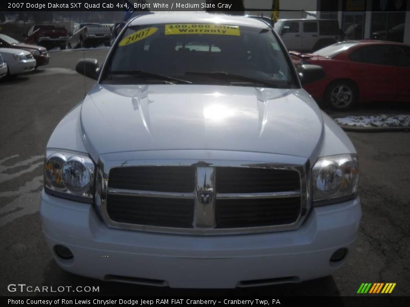 Bright White / Medium Slate Gray 2007 Dodge Dakota SXT Quad Cab 4x4