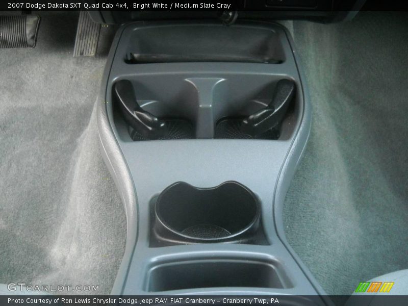 Bright White / Medium Slate Gray 2007 Dodge Dakota SXT Quad Cab 4x4
