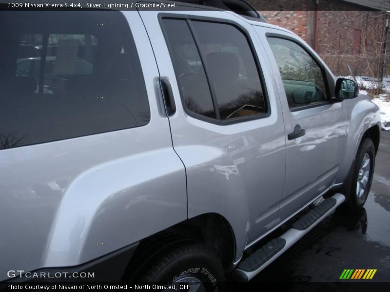 Silver Lightning / Graphite/Steel 2009 Nissan Xterra S 4x4