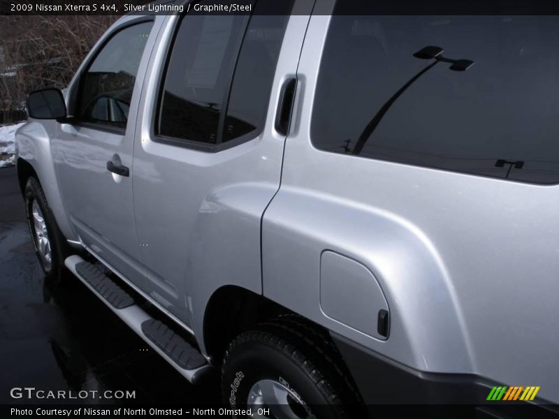 Silver Lightning / Graphite/Steel 2009 Nissan Xterra S 4x4
