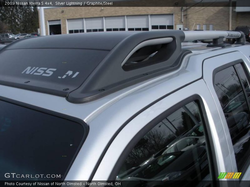 Silver Lightning / Graphite/Steel 2009 Nissan Xterra S 4x4