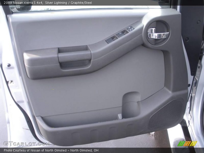 Silver Lightning / Graphite/Steel 2009 Nissan Xterra S 4x4