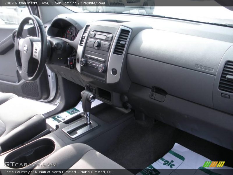 Silver Lightning / Graphite/Steel 2009 Nissan Xterra S 4x4