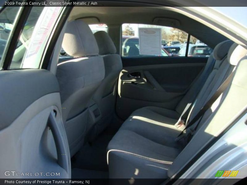 Classic Silver Metallic / Ash 2009 Toyota Camry LE