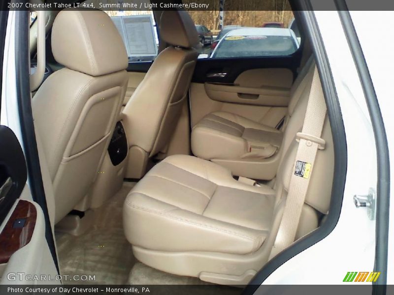 Summit White / Light Cashmere/Ebony 2007 Chevrolet Tahoe LT 4x4