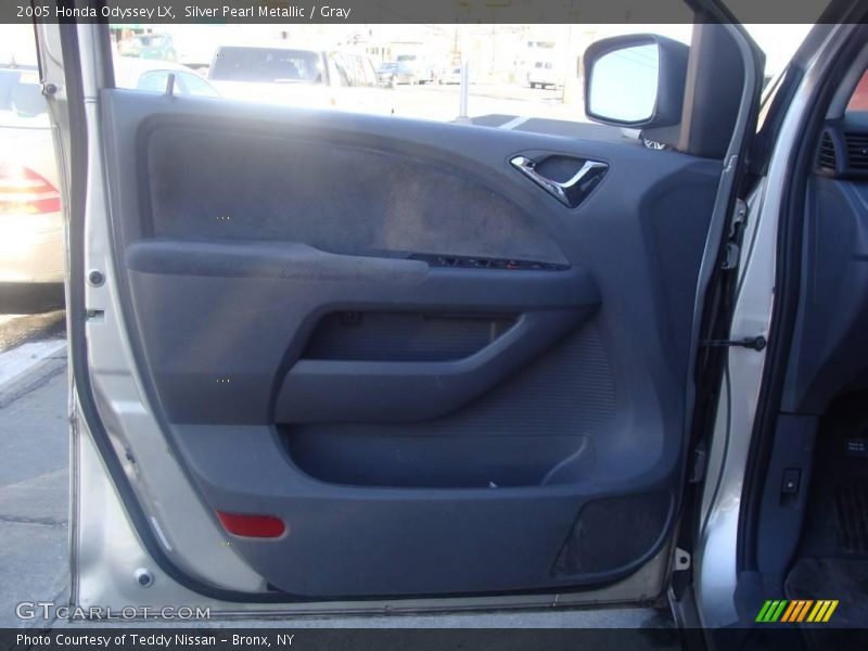 Silver Pearl Metallic / Gray 2005 Honda Odyssey LX