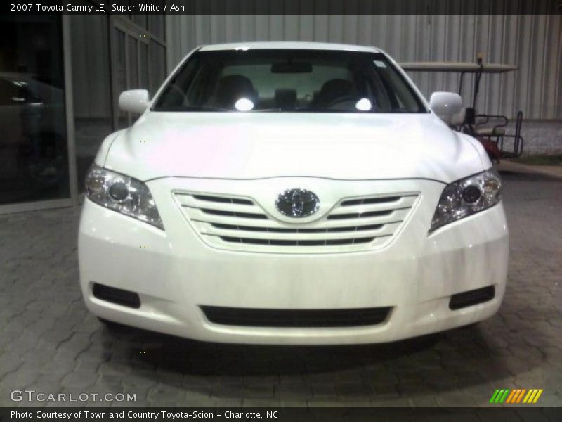 Super White / Ash 2007 Toyota Camry LE