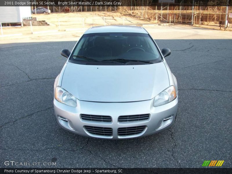 Bright Silver Metallic / Dark Slate Gray 2001 Dodge Stratus SE Sedan