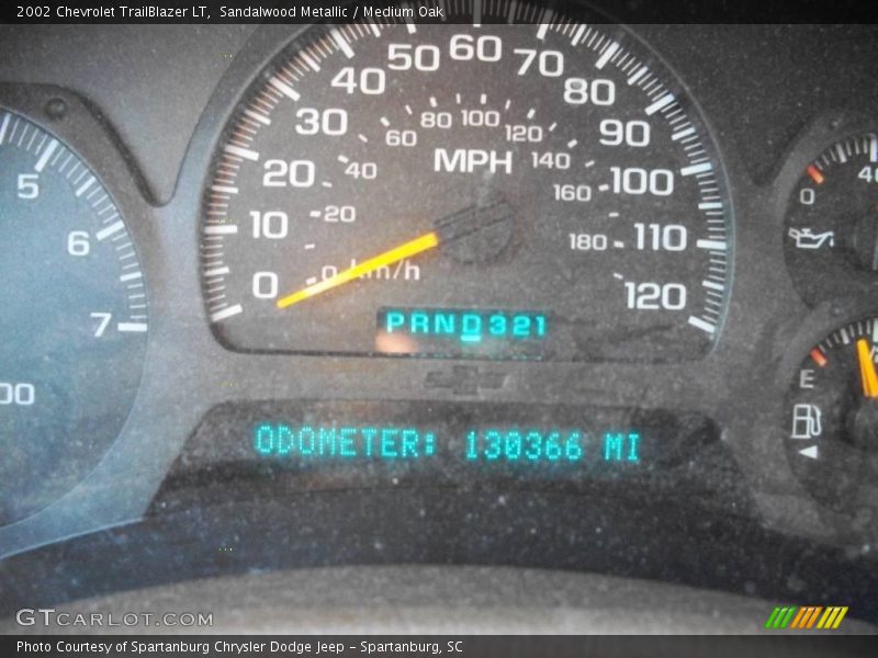 Sandalwood Metallic / Medium Oak 2002 Chevrolet TrailBlazer LT