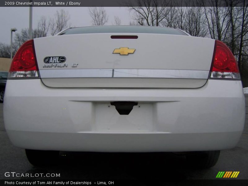 White / Ebony 2009 Chevrolet Impala LT
