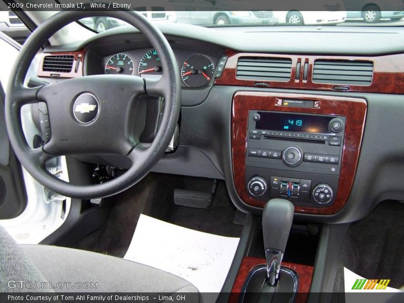 White / Ebony 2009 Chevrolet Impala LT