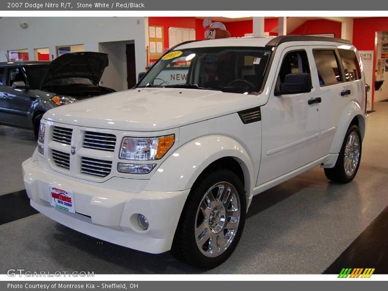 Stone White / Red/Black 2007 Dodge Nitro R/T