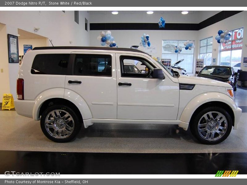 Stone White / Red/Black 2007 Dodge Nitro R/T