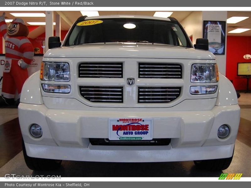 Stone White / Red/Black 2007 Dodge Nitro R/T