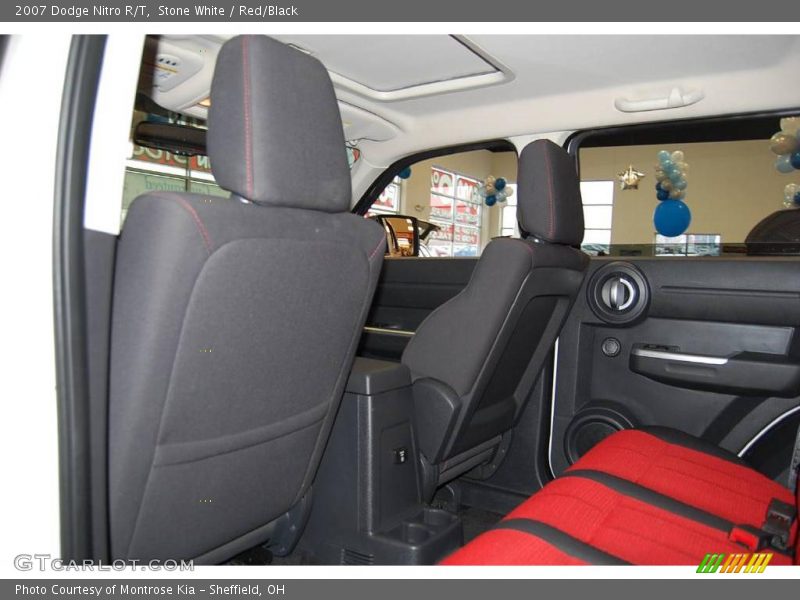 Stone White / Red/Black 2007 Dodge Nitro R/T