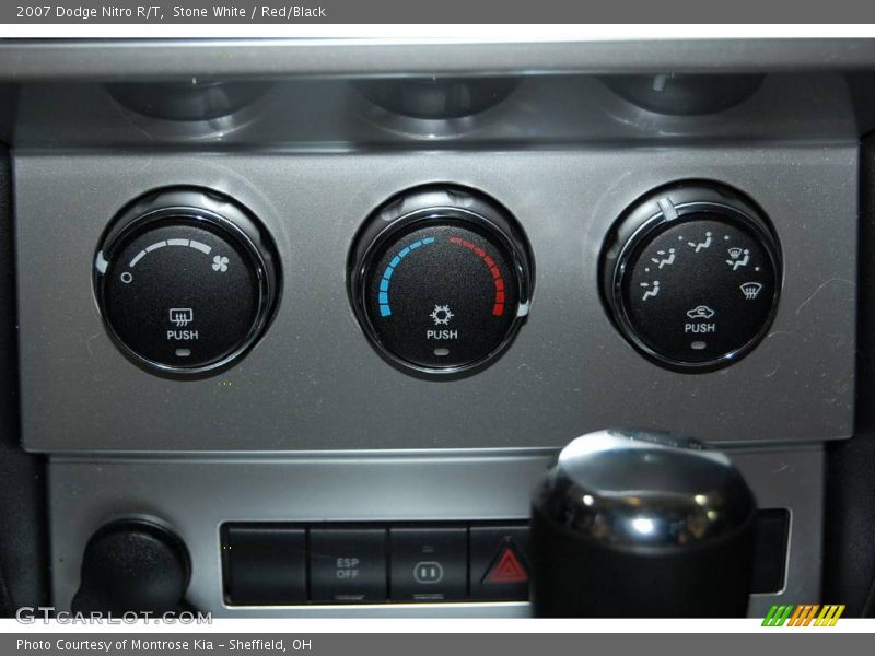 Stone White / Red/Black 2007 Dodge Nitro R/T