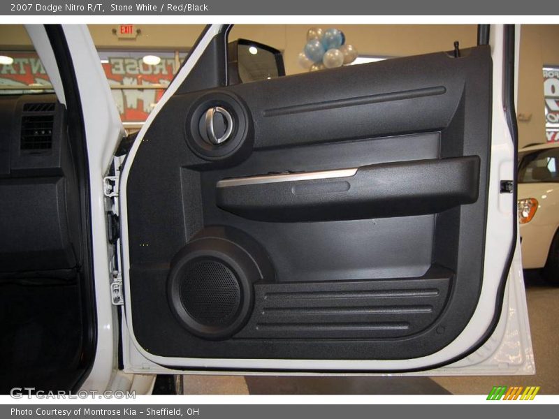 Stone White / Red/Black 2007 Dodge Nitro R/T