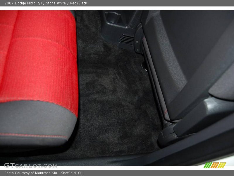 Stone White / Red/Black 2007 Dodge Nitro R/T