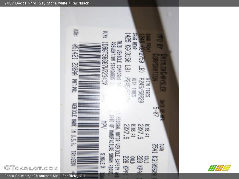 Stone White / Red/Black 2007 Dodge Nitro R/T
