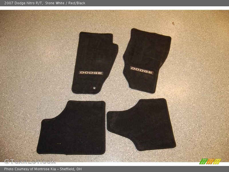 Stone White / Red/Black 2007 Dodge Nitro R/T