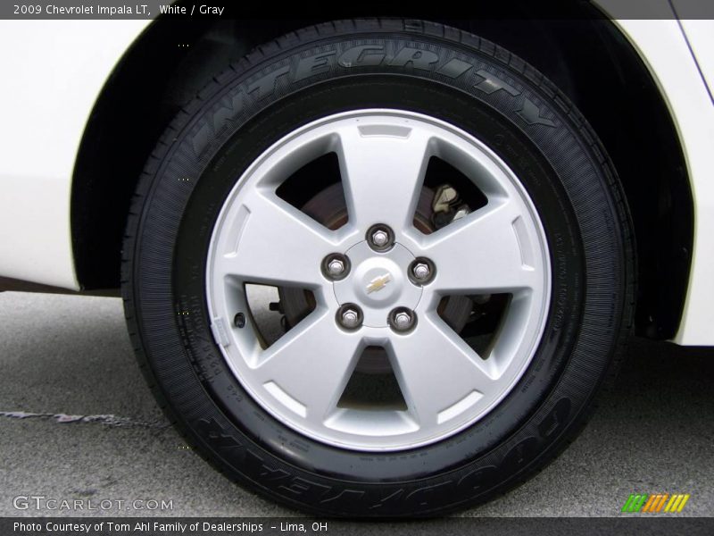 White / Gray 2009 Chevrolet Impala LT