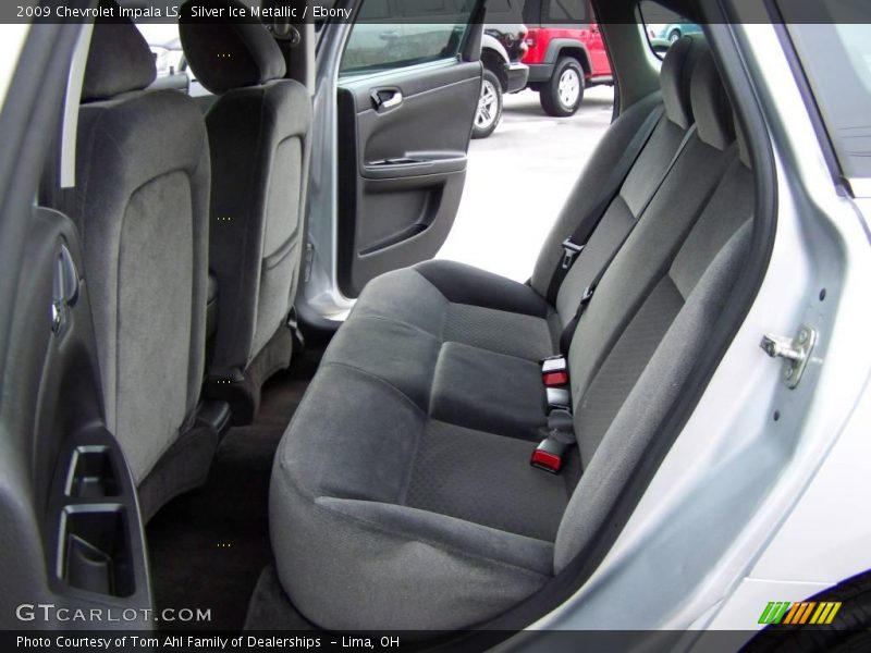 Silver Ice Metallic / Ebony 2009 Chevrolet Impala LS