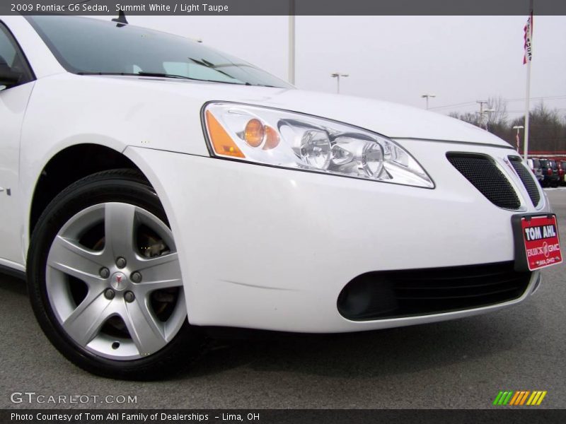 Summit White / Light Taupe 2009 Pontiac G6 Sedan