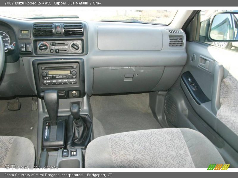 Clipper Blue Metallic / Gray 2002 Isuzu Rodeo LS 4WD