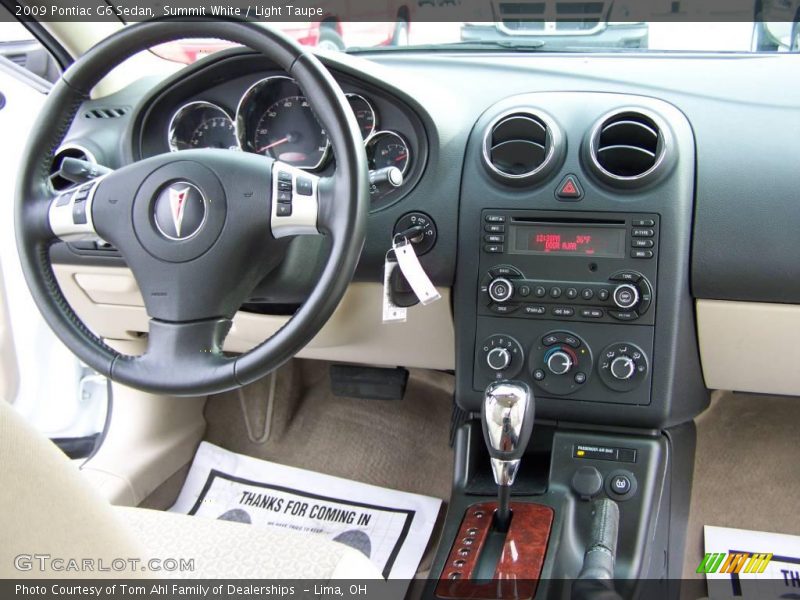 Summit White / Light Taupe 2009 Pontiac G6 Sedan