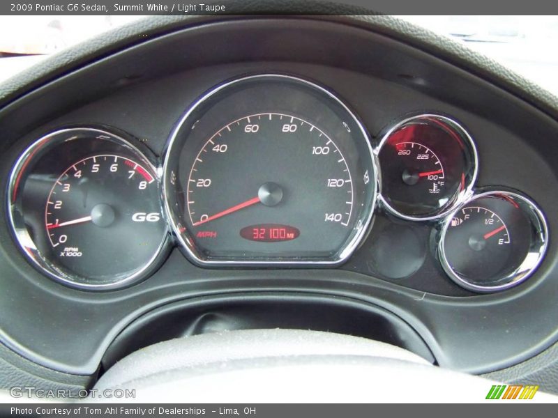 Summit White / Light Taupe 2009 Pontiac G6 Sedan