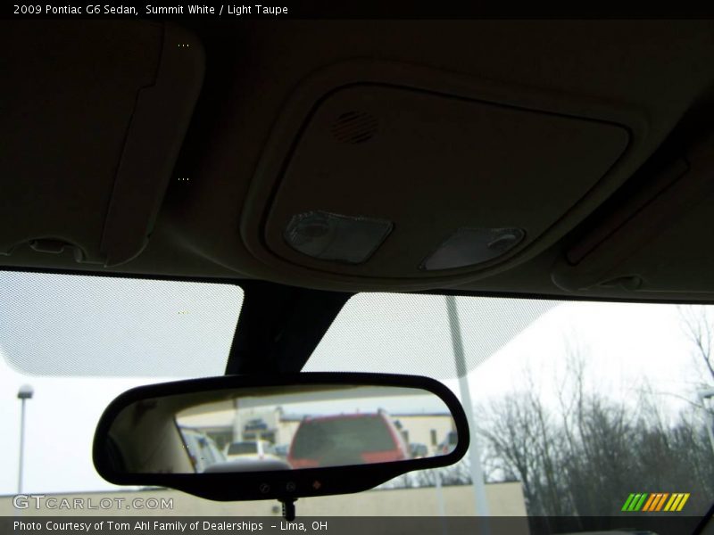 Summit White / Light Taupe 2009 Pontiac G6 Sedan