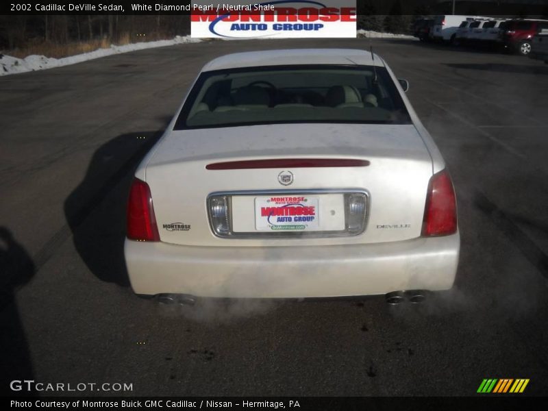 White Diamond Pearl / Neutral Shale 2002 Cadillac DeVille Sedan