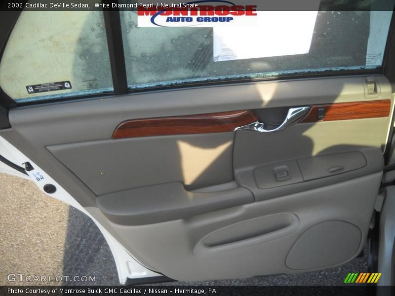 White Diamond Pearl / Neutral Shale 2002 Cadillac DeVille Sedan